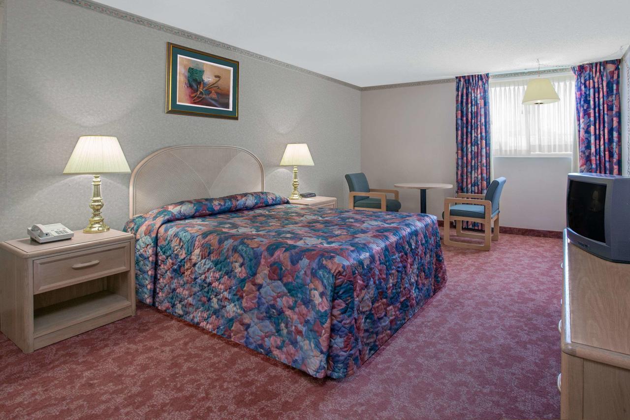 Empire Inn Брандон Экстерьер фото